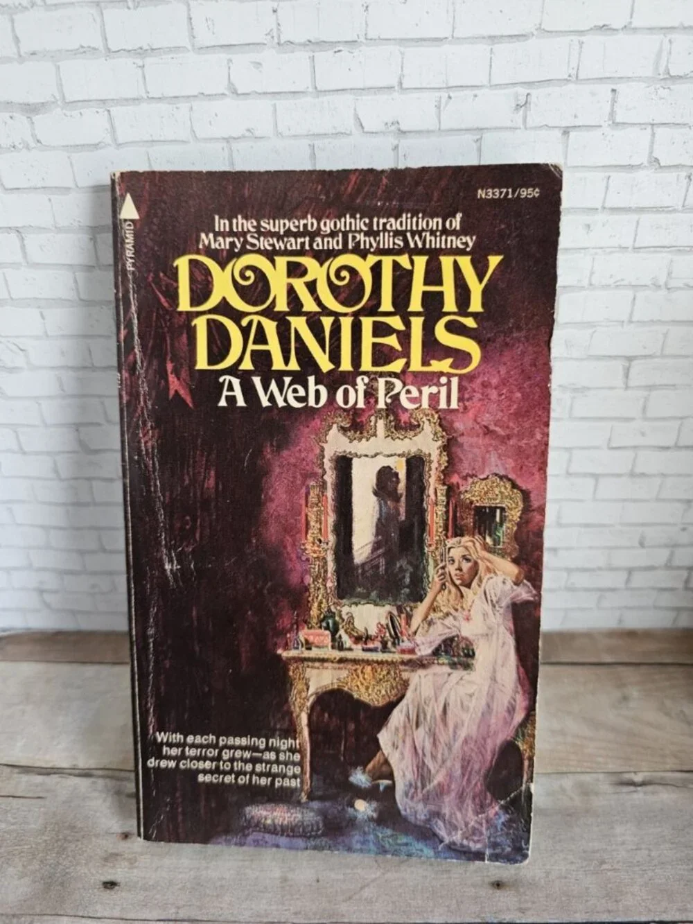 A Web of Peril Dorothy Daniels 1974 Pyramid Gothic Romance Paperback Vintage